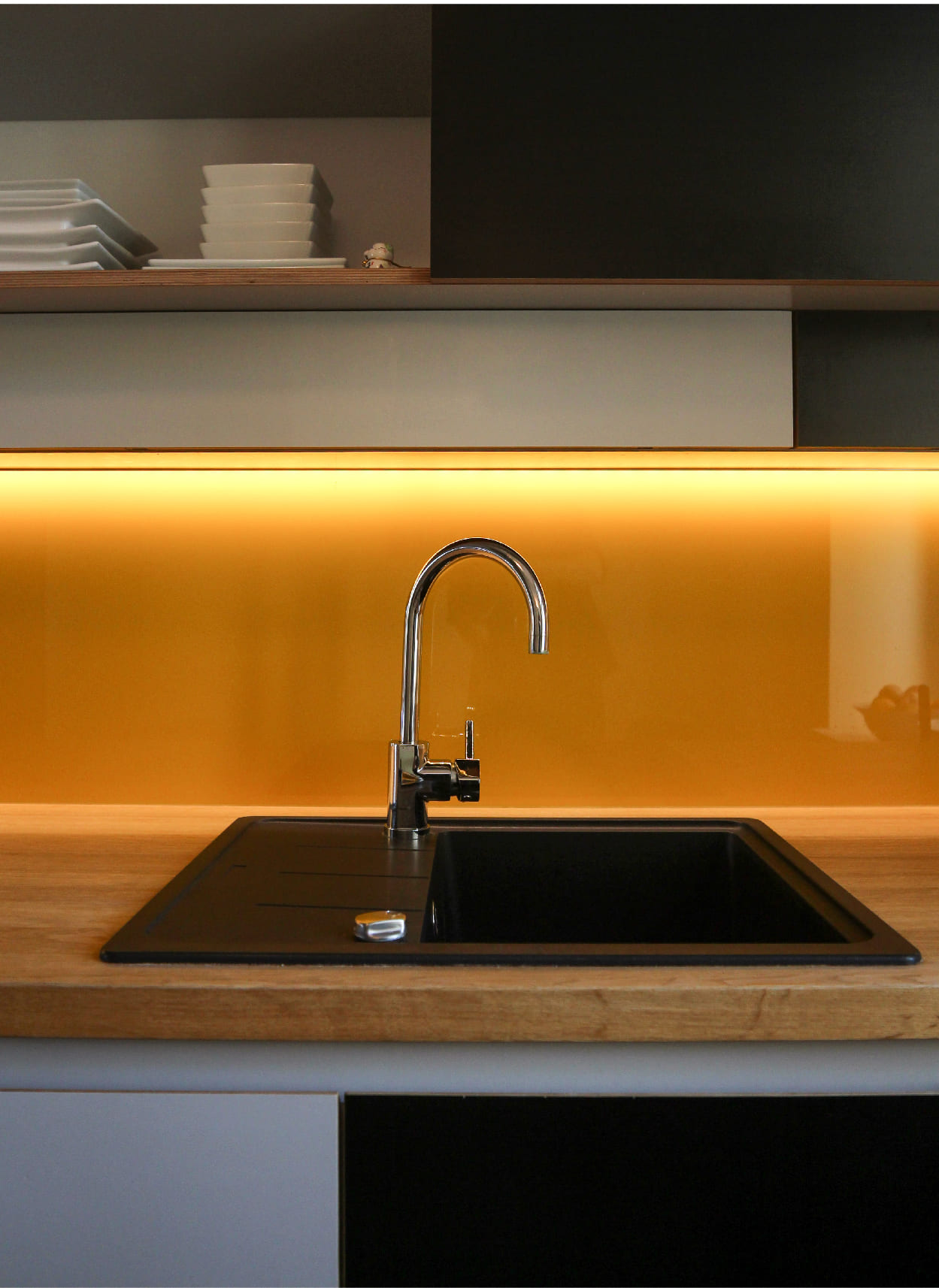 led-lighting-for-furniture-innovation-functionality-and-design